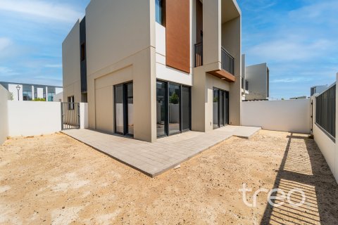 Villa sa Dubai Land, Dubai, UAE 4 silid-tulugan, 244.24 sq.m. № 753801 - larawan 20