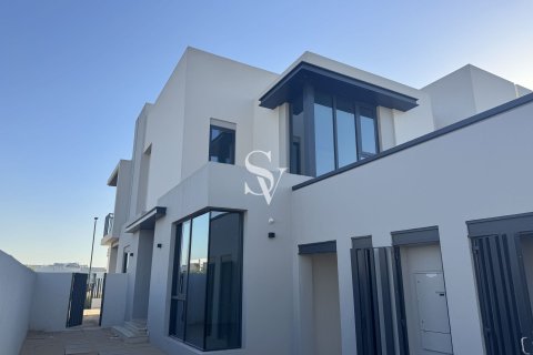 Radhus i Jebel Ali, Dubai, UAE 4 sovrum, 257 kvm Nr. 699635