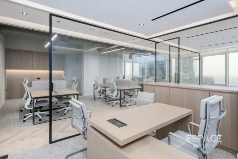 Office in Jumeirah Lake Towers, Dubai, UAE 117 sq.m. № 650154 - photo 7