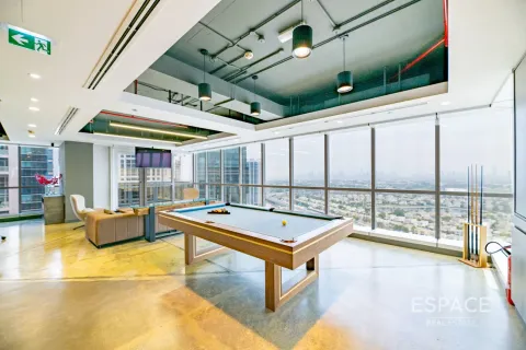 Office in Jumeirah Lake Towers, Dubai, UAE 134 sq.m. № 650152 - photo 10