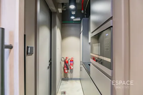 Office in Jumeirah Lake Towers, Dubai, UAE 134 sq.m. № 650152 - photo 5