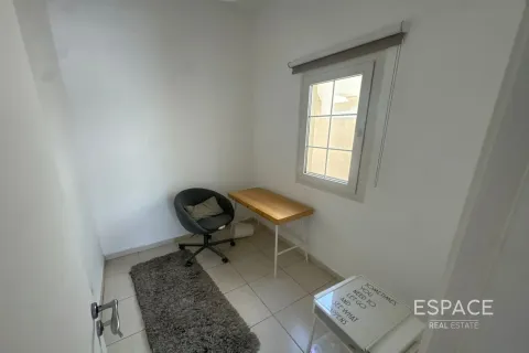 Villa The Springs, Dubaijā, AAE 2 istabas, 153 m2 Nr. 650151 - attēls 2