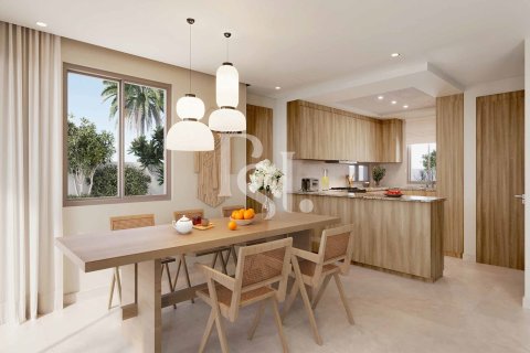 Townhouse in Abu Dhabi, UAE 3 bedrooms, 151 sq.m. № 716953 - photo 3