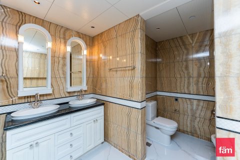 Apartmen di Downtown Dubai (Downtown Burj Dubai), UAE 2 bilik tidur, 189.3 meter persegi № 614214 - foto 25