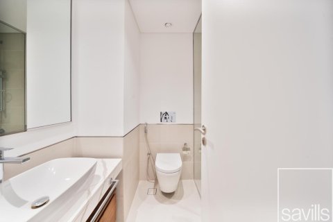 Apartmán v Umm Suqeim, Dubai, SAE 4 spálne, 222 m2 č. 681088 - Fotografia 20