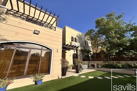 Mudon, Dubai, संयुक्त अरब अमीरात में टाउनहाउस, 4 बेडरूम, 309 वर्ग मीटर, संख्या 680740 - फ़ोटो 1