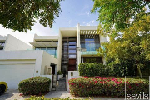 Villa para arrendamento em Mohammed Bin Rashid City, Dubai, EAU 5 quartos, 784 m2 № 681072 - foto 1