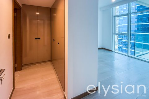 Apartment in Business Bay, Dubai, UAE 2 bedrooms, 110 sq.m. № 586300 - photo 8