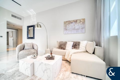 Business Bay, Dubai, संयुक्त अरब अमीरात में अपार्टमेंट, 1 बेडरूम, 81 वर्ग मीटर, संख्या 666925 - फ़ोटो 3