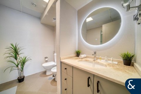 Business Bay, Dubai, संयुक्त अरब अमीरात में अपार्टमेंट, 1 बेडरूम, 81 वर्ग मीटर, संख्या 666925 - फ़ोटो 11