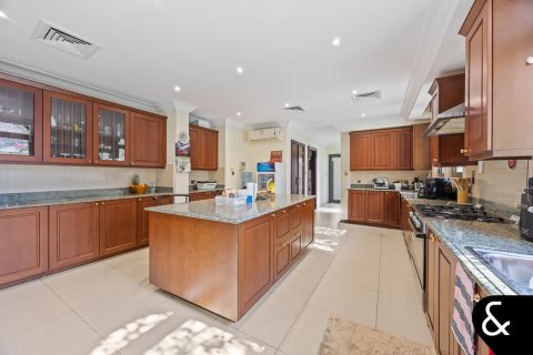 Vilë në Palm Jumeirah, Dubai, Emiratet e Bashkuara Arabe 6 dhoma gjumi, 650 m2. № 666924 - Foto 13