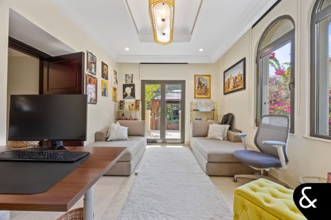 Vilë në Palm Jumeirah, Dubai, Emiratet e Bashkuara Arabe 6 dhoma gjumi, 650 m2. № 666924 - Foto 11