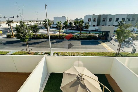 Townhouse on the Yas Island, Abu Dhabi, UAE 2 bedrooms, 171 sq.m. № 604561 - photo 2