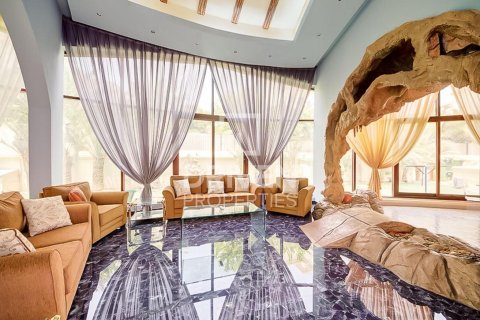 Вилла Emirates Hills, Дубай, БАӘ-да 1723.72 м² № 745372 - фото 4