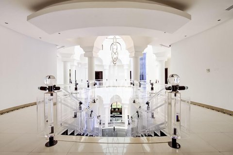 Вилла Emirates Hills, Дубай, БАӘ-да 1723.72 м² № 745372 - фото 3