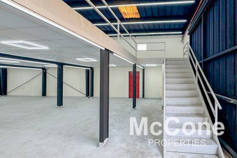 Magazinë në Ras Al Khor, Dubai, Emiratet e Bashkuara Arabe 349.69 m2. № 587430 - Foto 7