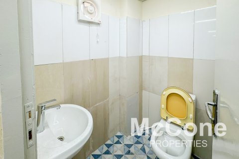Magazinë në Ras Al Khor, Dubai, Emiratet e Bashkuara Arabe 349.69 m2. № 587430 - Foto 9