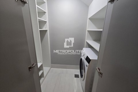 Apartment in Business Bay, Dubai, UAE 1 bedroom, 95 sq.m. № 593037 - photo 7