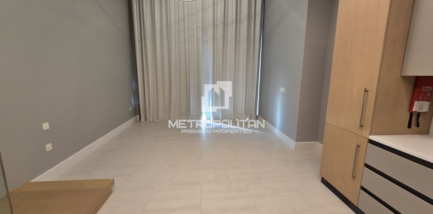 Apartment in Business Bay, Dubai, UAE 1 bedroom, 95 sq.m. № 593037
