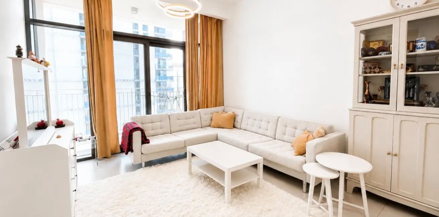 Apartament în Dubai, EAU 2 dormitoare, 87 mp.  №758452