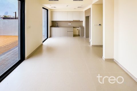 Townhouse in Dubai South (Dubai World Central), Dubai, UAE 3 bedrooms, 182.09 sq.m. № 755535 - photo 2
