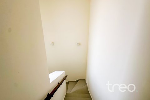 Townhouse in Dubai South (Dubai World Central), Dubai, UAE 3 bedrooms, 182.09 sq.m. № 755535 - photo 8