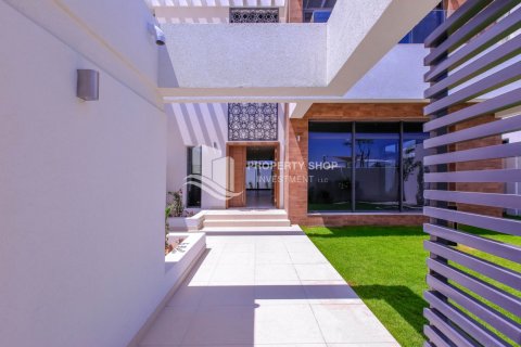 Villa para venda em Yas Island, Abu Dhabi, EAU 5 quartos, 413 m2 № 716992 - foto 4