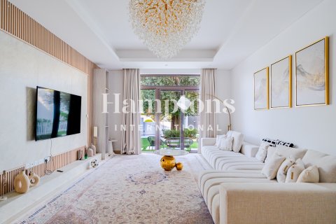 Vila di Mohammed Bin Rashid City, Dubai, UEA 6 kamar tidur, 1581.02325400 m2 nomor 651449 - foto 2