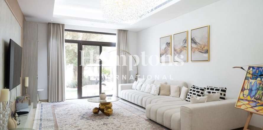 Villa à Mohammed Bin Rashid City, Dubai, EAU: 6 chambres, 1581.02 m2 № 651449