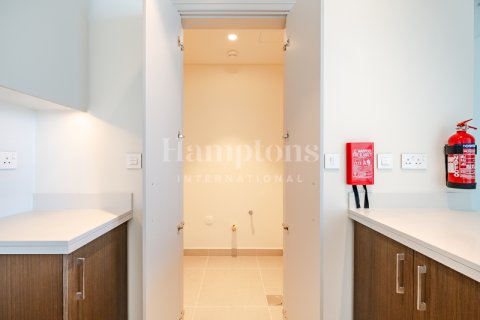 Apartamento para arrendamento em Downtown Dubai (Downtown Burj Dubai), Dubai, EAU 2 quartos, 102.96996908 m2 № 651451 - foto 8