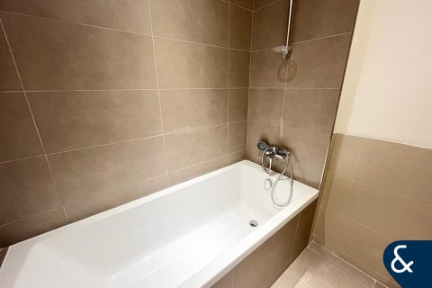 Apartamento en venta en Dubai Hills Estate, Dubai, EAU 2 dormitorios, 89 m2 № 666986 - foto 11