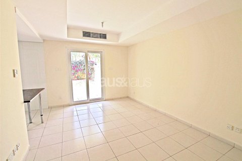 Villa in affitto a The Springs, Dubai, EAU 2 camere da letto, 157 mq. № 626630 - foto 3