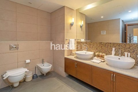 Apartament në Palm Jumeirah, Dubai, Emiratet e Bashkuara Arabe 2 dhoma gjumi, 161 m2. № 626615 - Foto 7