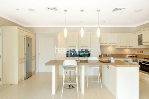 Vila di Palm Jumeirah, Dubai, UEA 4 kamar tidur, 724 m2 nomor 626616 - foto 20