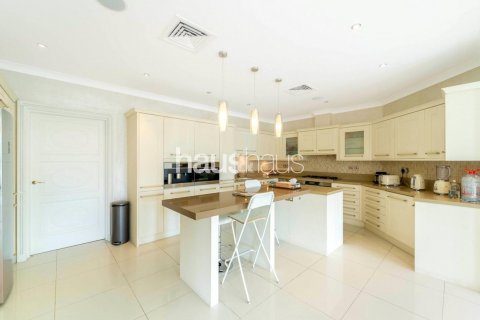 Vila di Palm Jumeirah, Dubai, UEA 4 kamar tidur, 724 m2 nomor 626616 - foto 3