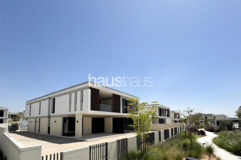 Üürile anda villa asukohaga Tilal Al Ghaf, Dubai, AÜE: 5 magamistoaga, 689 m² Nr 626629 - pilt 1