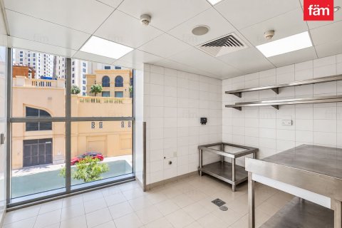 Propriété commerciale à louer à Dubai, EAU 680 m2 № 764020 - photo 19