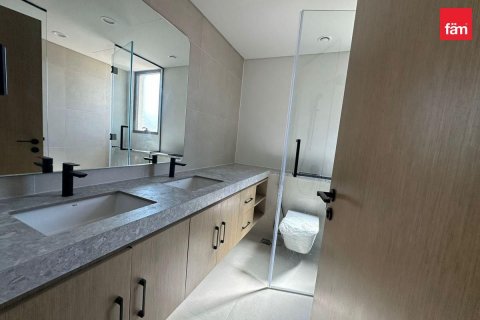 Villa in Dubai, UAE 4 bedrooms, 248 sq.m. № 645856 - photo 12