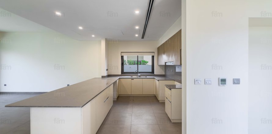 Villa en Dubai Hills Estate, Dubai, EAU 3 dormitorios, 427.5 m² № 696906