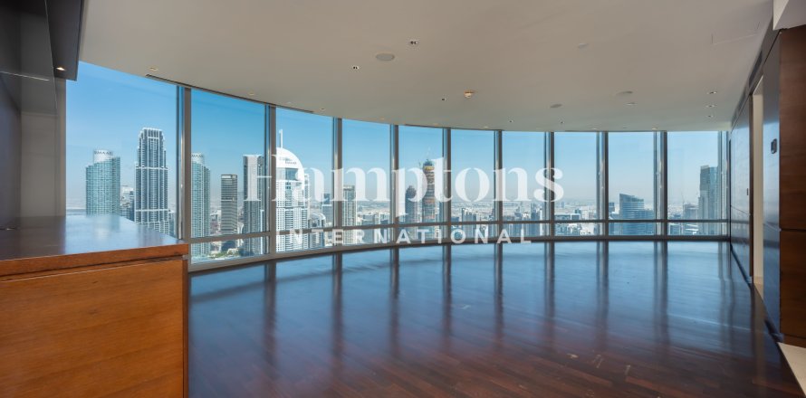Burj Khalifa、Dubai、UAEにあるマンション 2ベッドルーム、165.18 m2 No719801