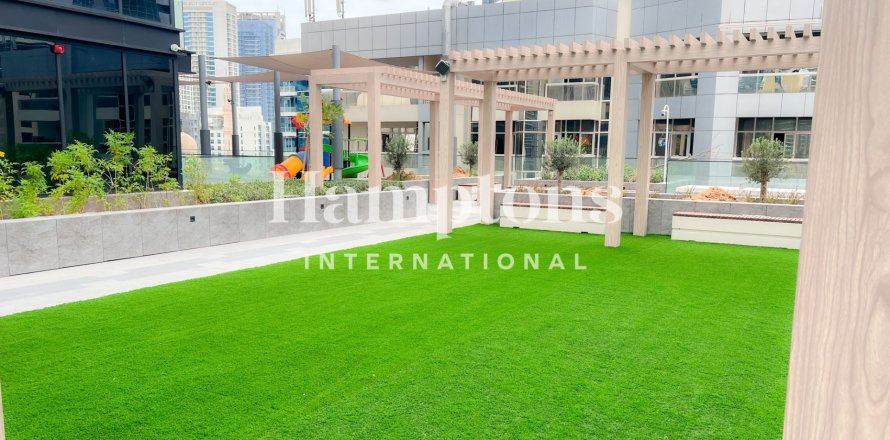 Dubai Marina、Dubai、UAEにあるマンション 1ベッドルーム、67.0091 m2 No719803