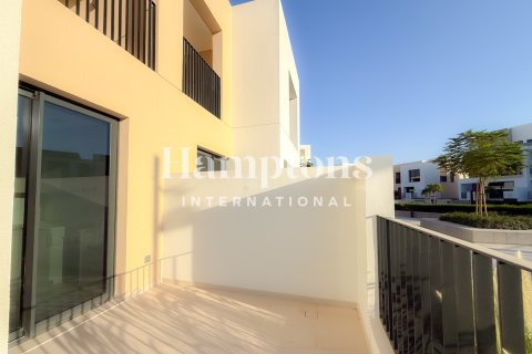 Зняти в оренду таунхаус в Arabian Ranches 3, Дубай, ОАЕ 3 спальні, 138.88998500м2, № 719805 - фото 15