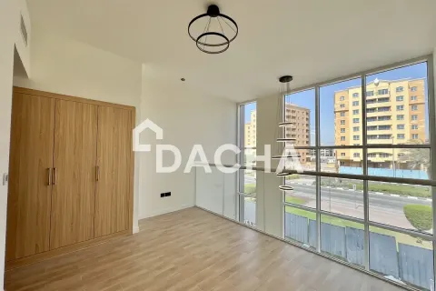 Townhouse in Dubai Investment Park, UAE 4 bedrooms, 245 sq.m. № 707138 - photo 10