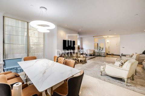 דופלקס למכירה ב Jumeirah Beach Residence, Dubai, איחוד האמירויות 4 חדרי שינה, 389 מ"ר, מספר 653146 - תמונה 1