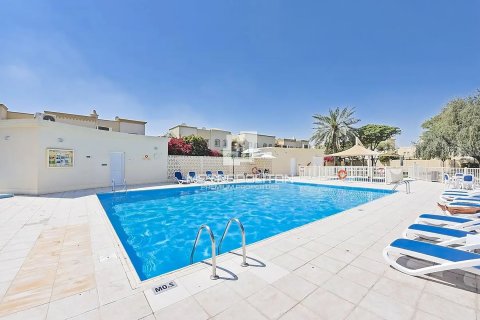 Townhouse in The Springs, Dubai, UAE 4 bedrooms, 392 sq.m. № 592286 - photo 10