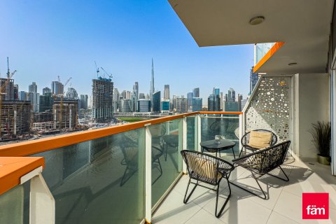 Business Bay, Dubai, UAE의 임대용 아파트 침실 2개, 129.5제곱미터 번호 621936 - 사진 1