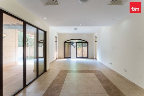 Városi lakóépület itt: Dubai, EAE, 4 hálószoba, 309.4 m², azonosító: 691260 - fénykép 12