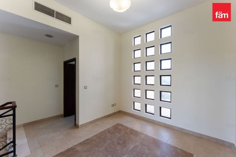 Townhouse in Dubai, UAE 4 bedrooms, 309.4 sq.m. № 691260 - photo 5
