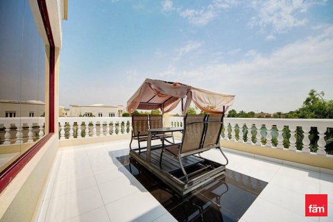 Villa til leie i Dubai, Emiratene 8 soverom, 1723.6 kvm Nr. 691259 - Foto 3