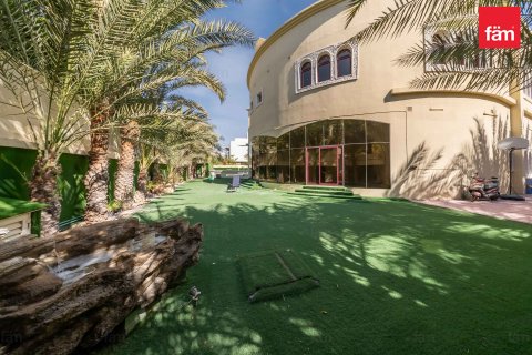 Villa til leje i Dubai, UAE 8 soveværelser, 1723.6 kvm № 691259 - foto 16